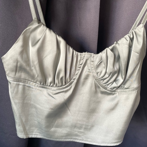 🎄Buy2Get1Free🎄Bluish greenish satin tank - Picture 2 of 6